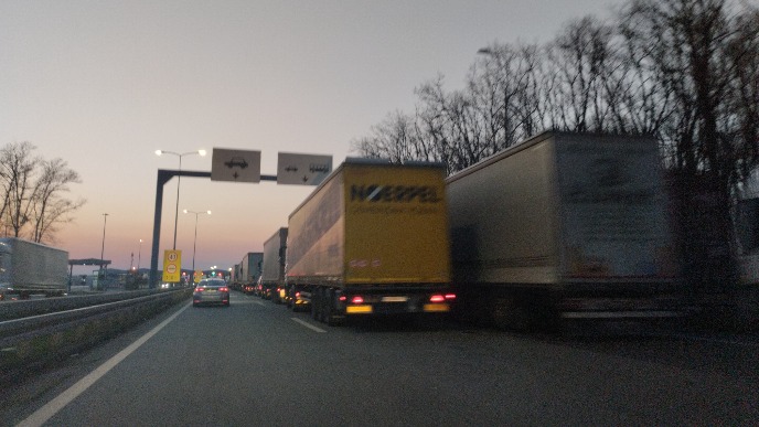 Na Batrovcima tri sata